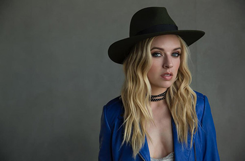 ZZ Ward